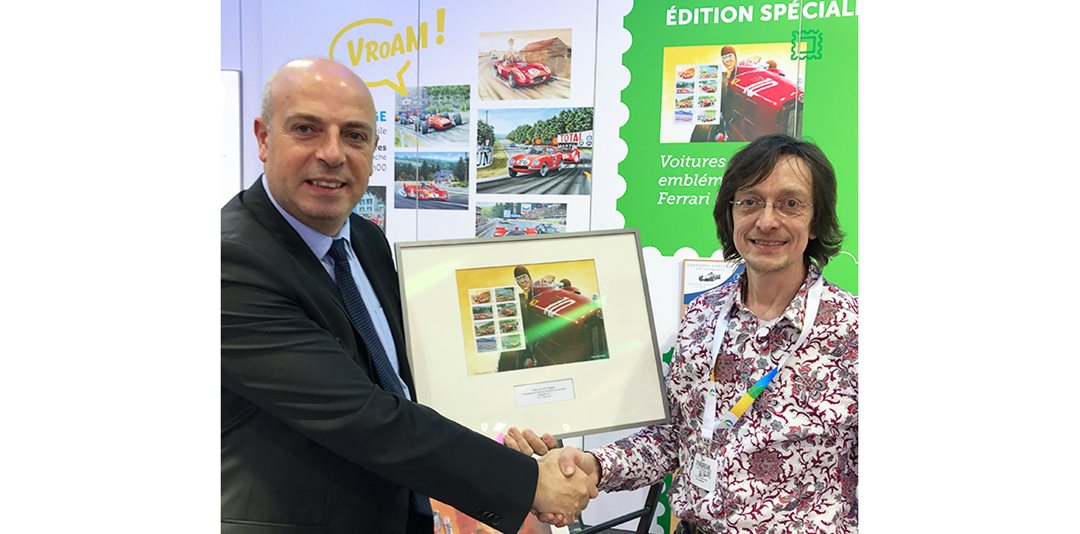 Benoît Deliège war anwesend auf dem Stand von POST Philatey während der Springbreak