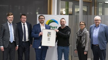 Award ceremony for the winner of the "180 Joer POST" competition